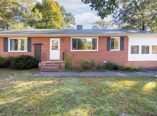 505 Old Memorial Dr, Sandston, VA 23150