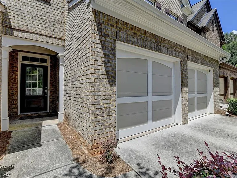 2152 Greencrest Cir — Photo 5