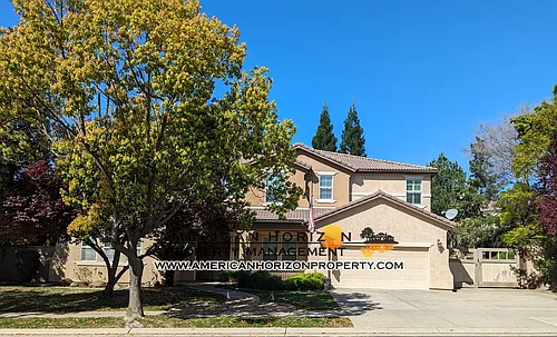 425 Crescent Dr Photo 1