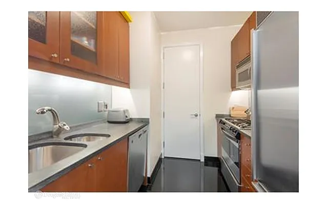 Rented by Douglas Elliman | media 9
