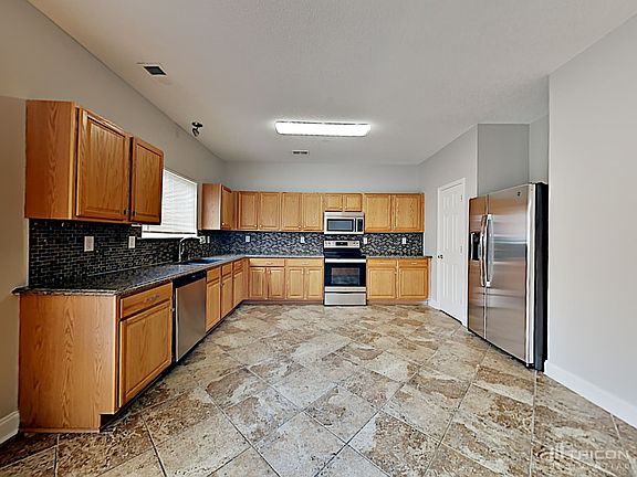 5th image of 4239 Everest Dr