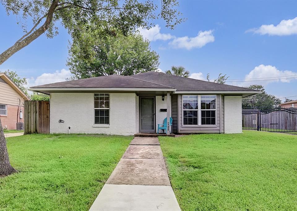 1st image of 4017 Newshire Dr