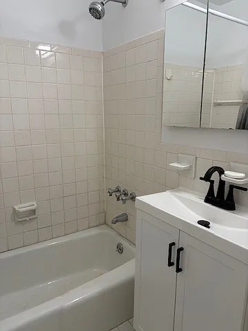 2241 Palmer Ave #3H — Photo 2