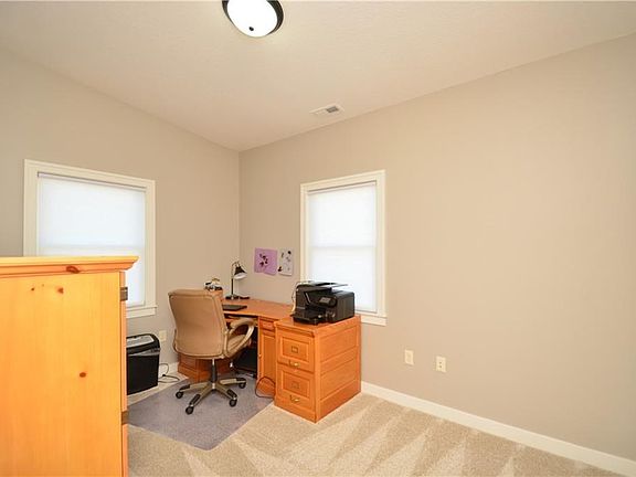 5th image of 2810 NE 64th St