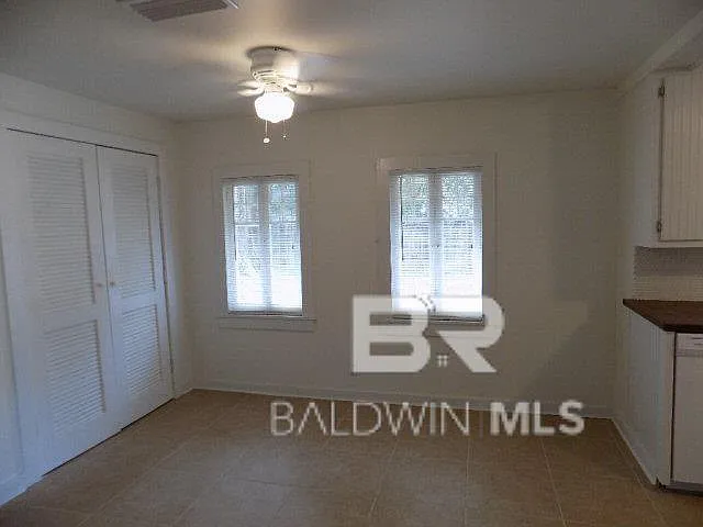 16219 Silverhill Ave — Photo 22