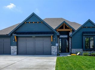 8021 Payne St, Shawnee, KS 66220