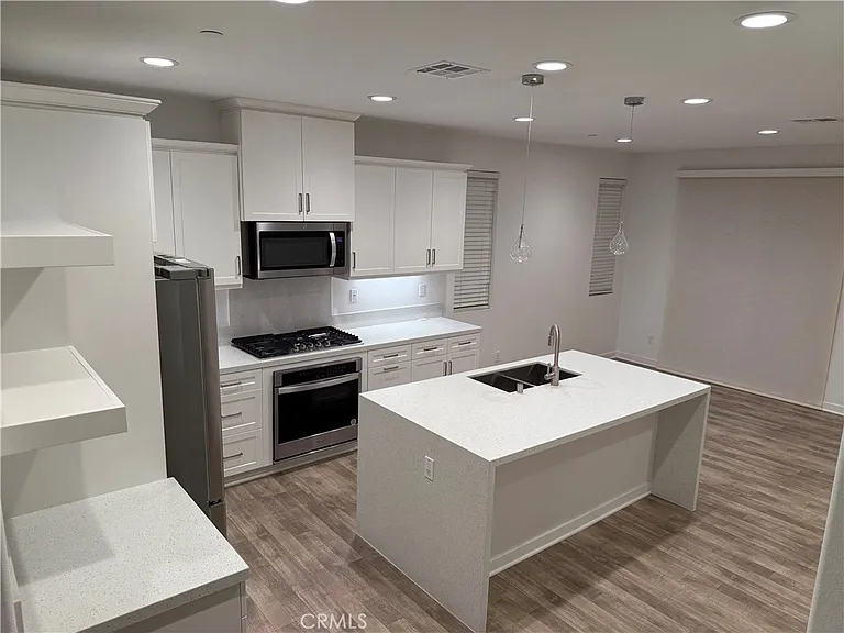 9504 N Corterra Ln — Photo 3