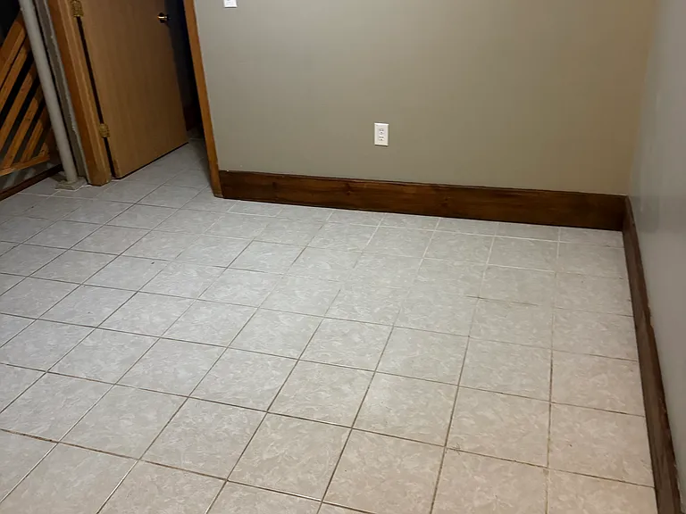 209 N Governor St #209 — Photo 11