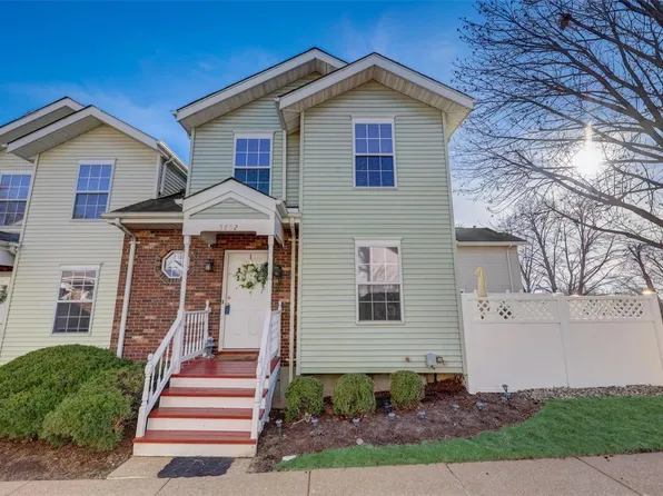 5852 Prince George Ct, Saint Louis, MO 63139