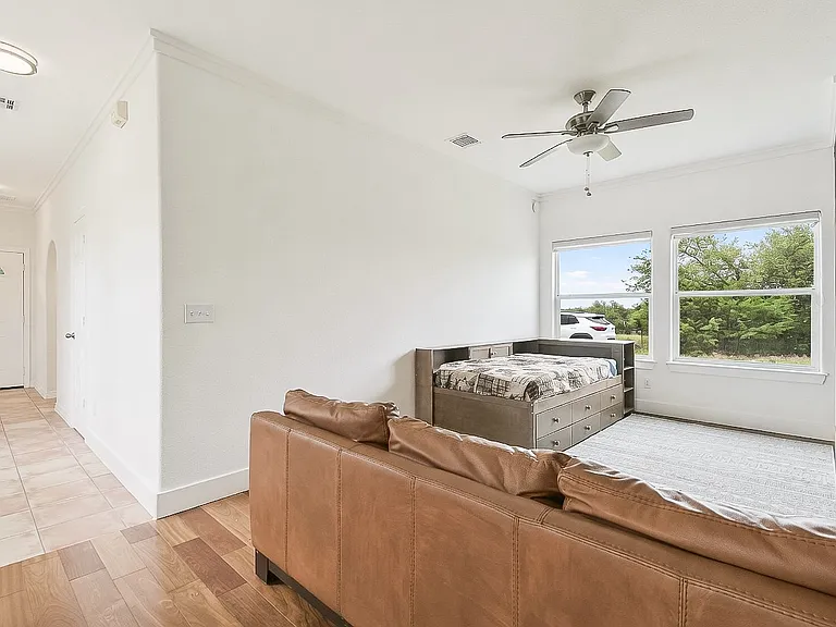 109 Vista Oaks Dr — Photo 15