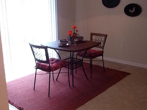 Eat in kitchen