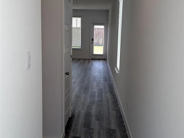 10610 Wellesley Terrace Trl — Photo 5