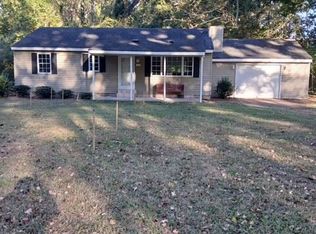 413 NW Backwoods Rd, Moyock, NC 27958