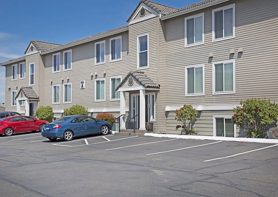 1st image of 625 N Jackson Ave APT A22