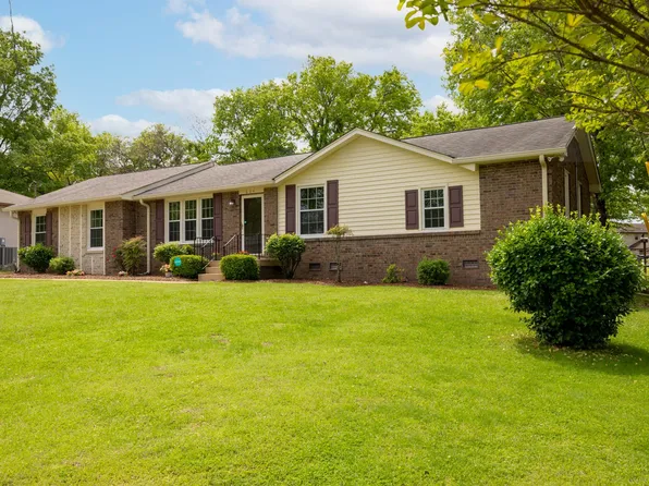 604 Topeka Dr, Hermitage, TN 37076