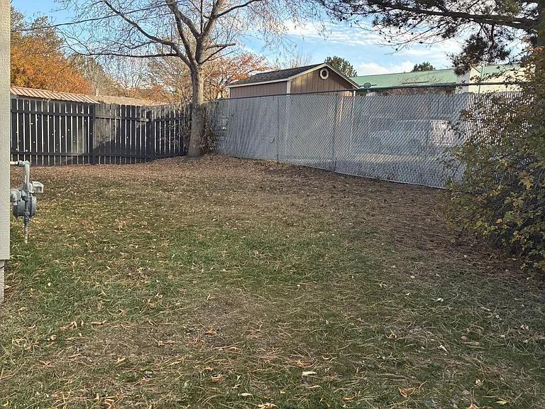 1525 Cliff St — Photo 13