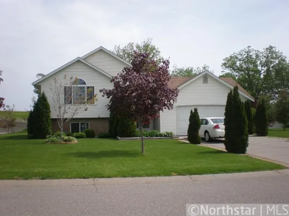 2622 Meadow Oak Ln, Monticello, MN 55362