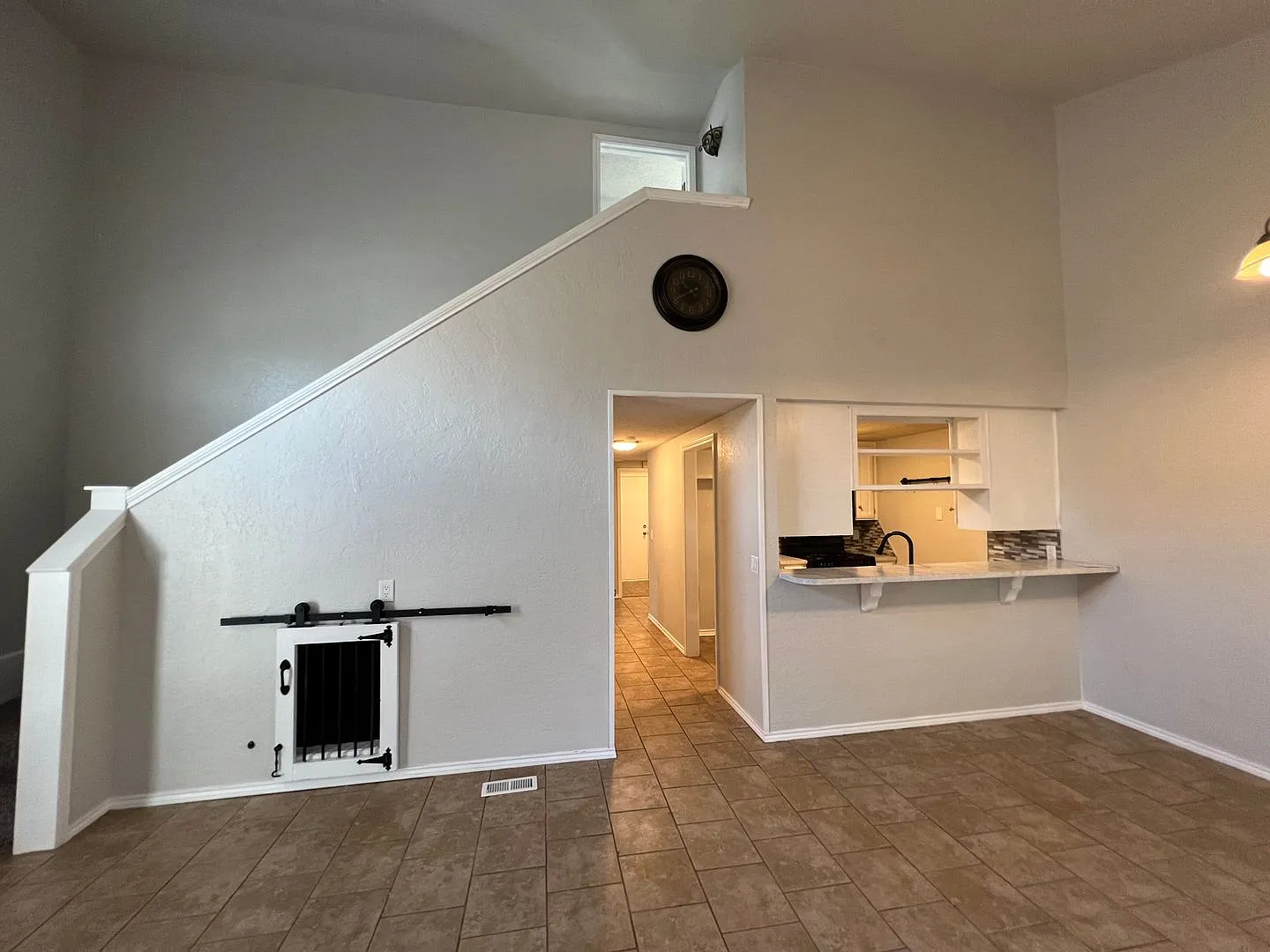 3 Bedroom 2 bathroom Moore Schools $300 OFF 1st Months Rent — Photo 3