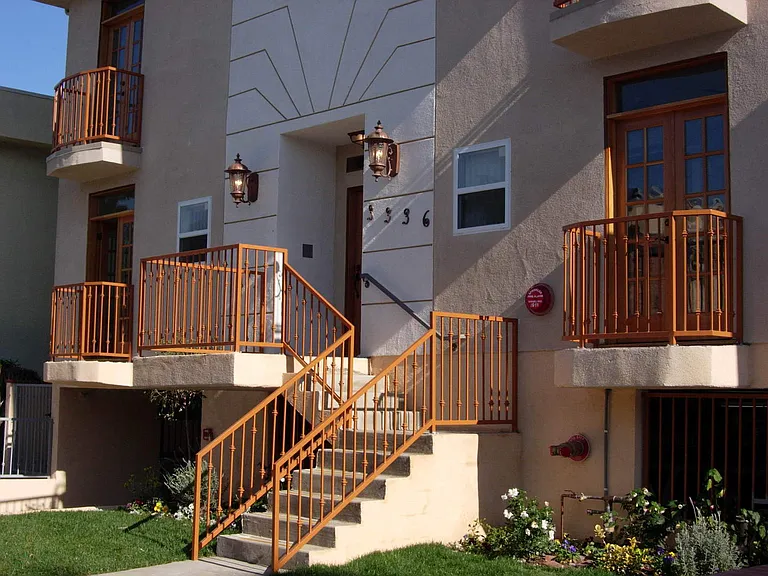 3336 Bagley Ave — Photo 3