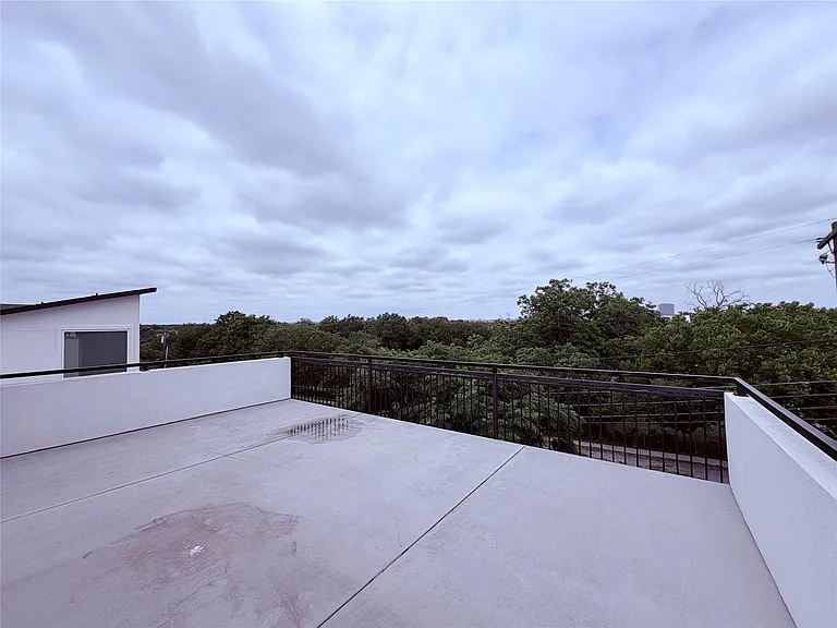 1417 Kramer Ln #19 — Photo 36