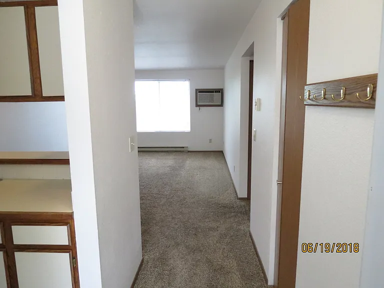 Hart Terrace Apartments — Photo 9