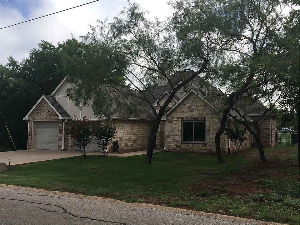 2nd image of 27061 Stonewood Dr