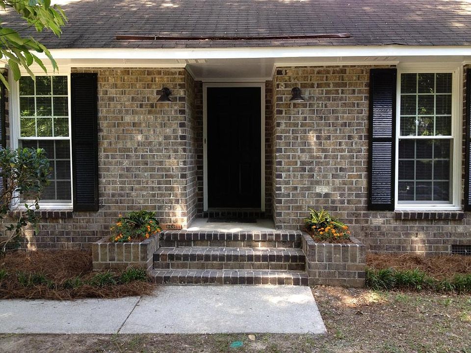1st image of 966 Sea Gull Dr