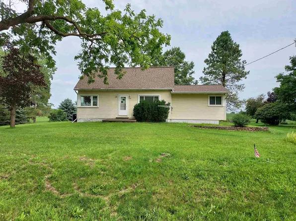 13140 Hoxie Rd, North Adams, MI 49262