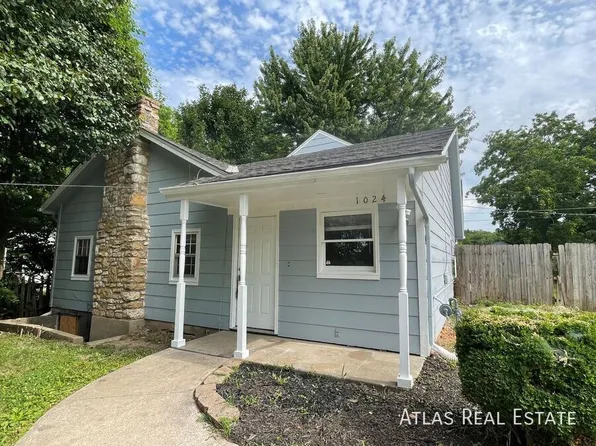 1024 E Parker Ave, Independence, MO 64050