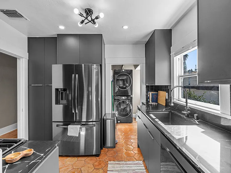 706 N La Fayette Park Pl — Photo 16