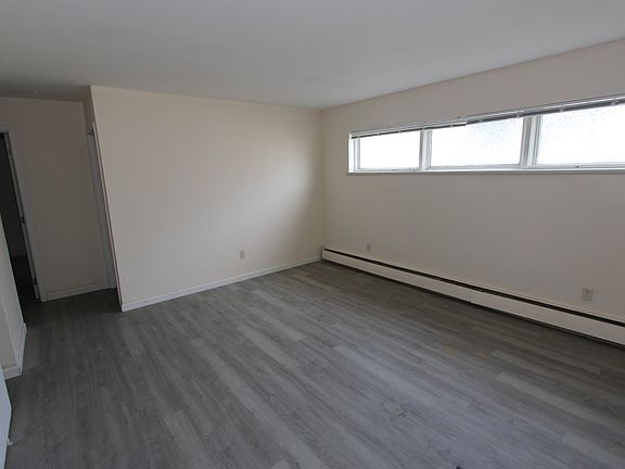 4th image of 5308 Arctic Blvd Unit 4