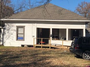 1704 W Austin St, Paris, TX 75460