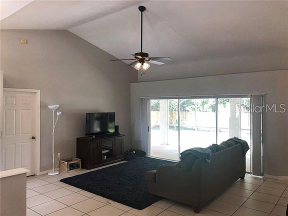 4th image of 4101 Thackery Way