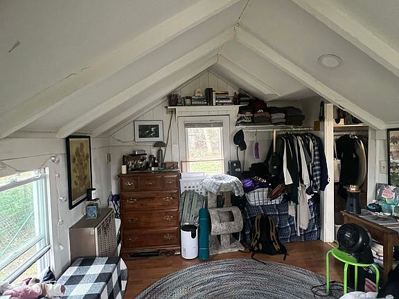 4th image of 826 Dryden Rd #2