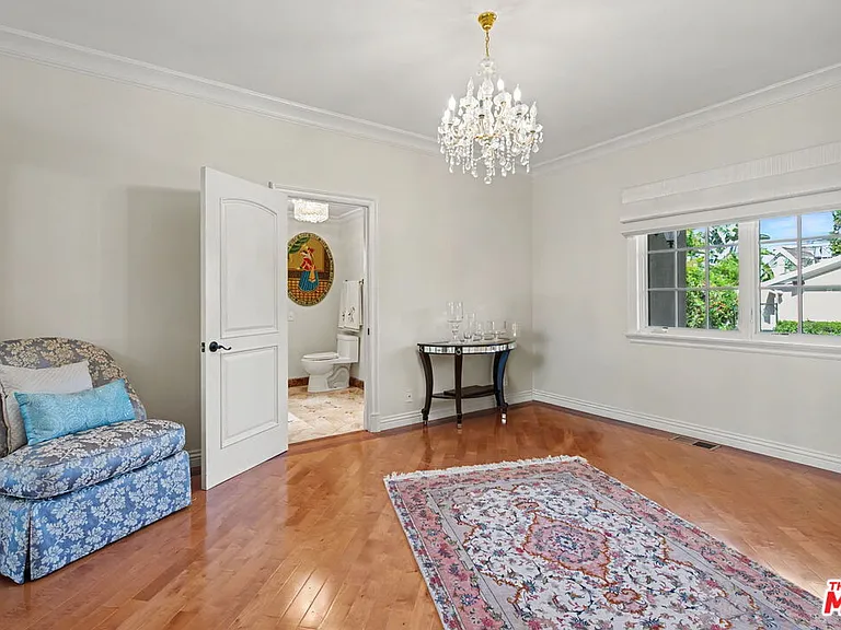 204 Foothill Rd — Photo 18