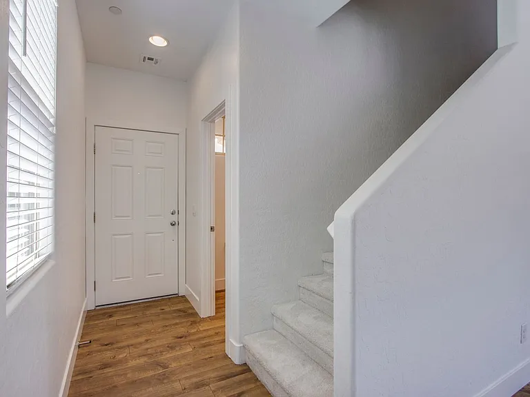 305 Via Franciosa Dr — Photo 10