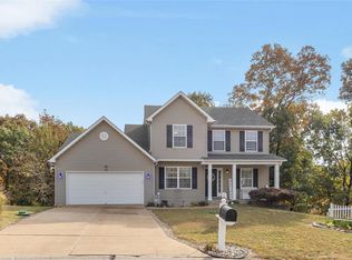 10 Amber Ridge Ct, High Ridge, MO 63049