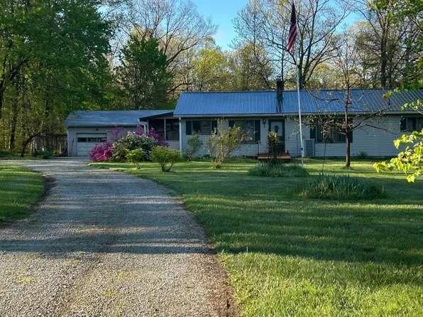 384 N Cataract Rd, Cloverdale, IN 46120