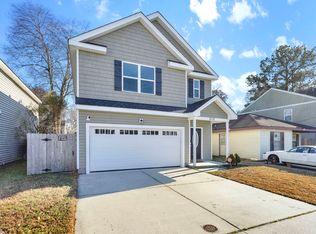 212 Diamond Ave, Chesapeake, VA 23323