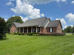 6218 State Route 121 N, Murray, KY 42071