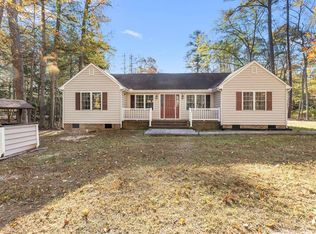 277 Pine Reach Dr, Kilmarnock, VA 22482