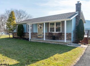 221 Melanie Ln, Pleasant Gap, PA 16823
