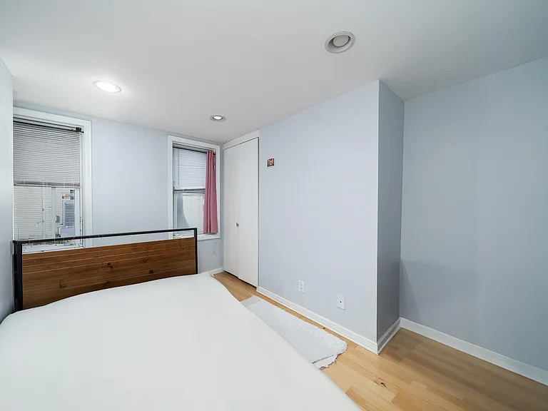 162 Steuben St #2 — Photo 9