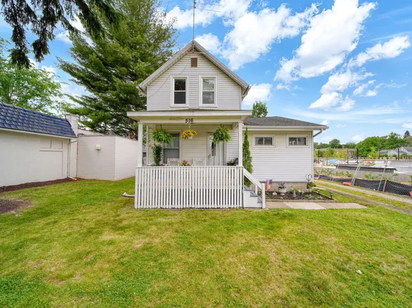 516 S Main St, Chelsea, MI 48118