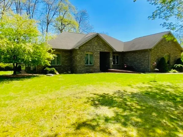 11624 W Briarwood Dr, Monticello, IN 47960