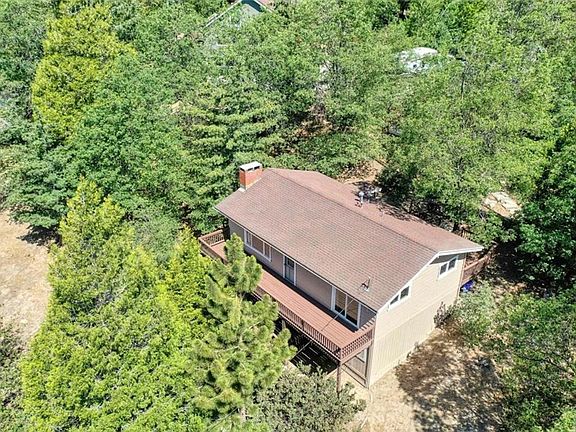 4th image of 276 Chipmunk Dr