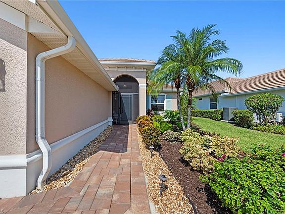 3rd image of 10864 Tiberio DR