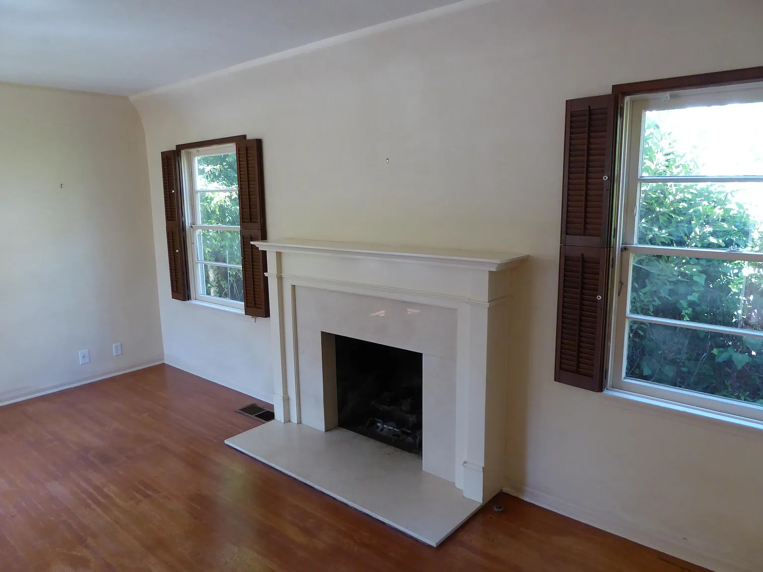 2 bed, 1147 sqft, $3,700 — Photo 3