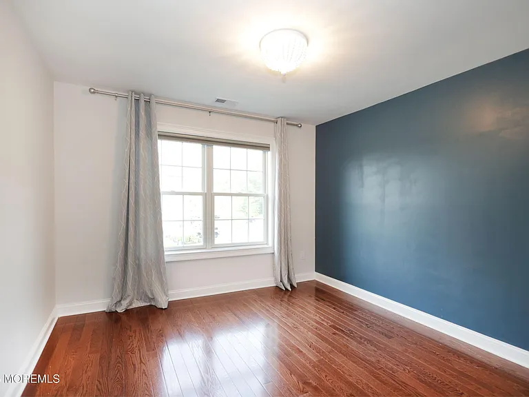 10 Gonzalez Dr — Photo 23