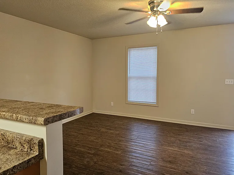 2117B Vintage Hills Dr #B — Photo 8